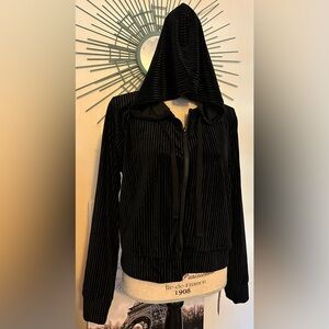 NWT Colsie black jacket M, material has ribbed soft velvety texture w/ 2 pockets